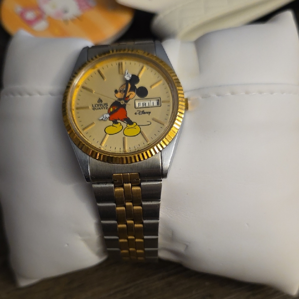 Disney Quartz Men's Watch - Gold and Silver